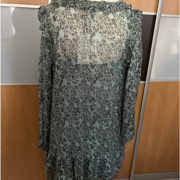 Beautiful Cleobella chiffon, ruffled dress. Satin slip underneath with snap tabs - Picture 3 of 15